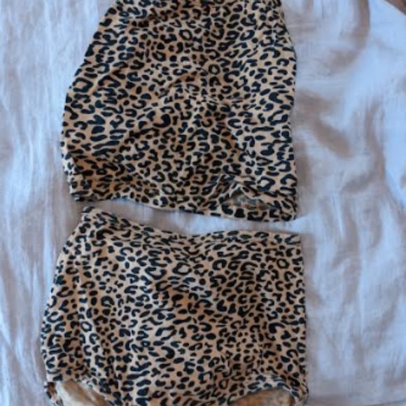 ARQ leopard set xs - Picture 3 of 3